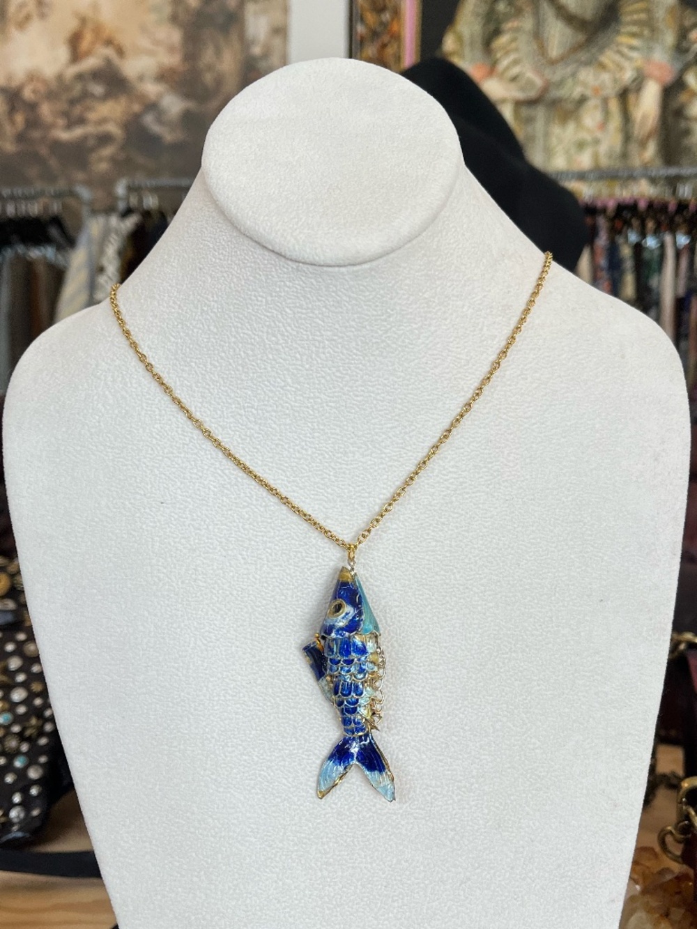 Habaha Paris Fish Pendant Necklace